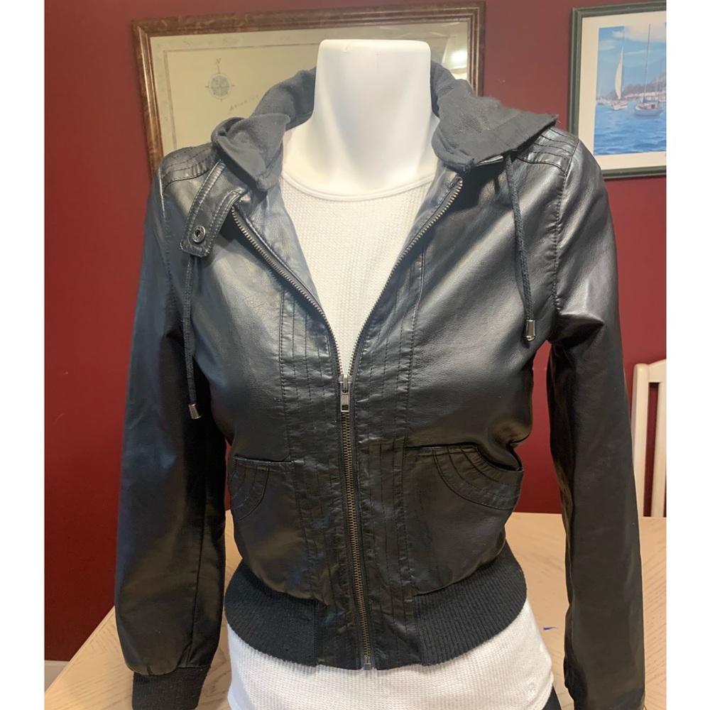 G21, black vegan leather jacket. Size small. Good used jacket with normal wear.